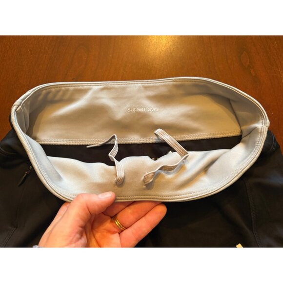 Adidas NWT Supernova Climachill Booty Shorts in Black Women’s Size Medium - Picture 6 of 11